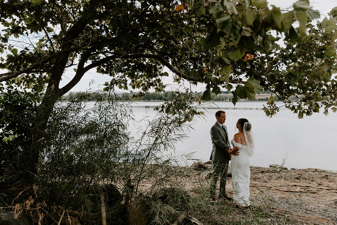 Hayden & Moira Wedding - Pasco, Washington | Columbia River | Wedding Photographer