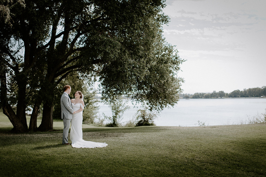 Hayden & Moira Wedding - Pasco, Washington | Columbia River